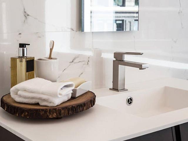 Modern Living Meets Ultimate Commuter Convenience! Call 0451031234!