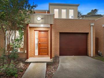 Mernda, Nillumbik, Victoria - Equipped kitchen