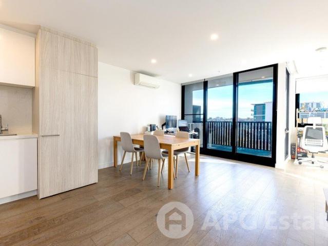 MODERN LIVING AT ITS BEST IN THE HEART OF BOX HILL