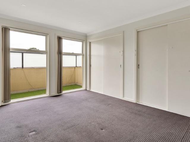 Modern Living at Its Finest: 1C Meek Street, Werribee