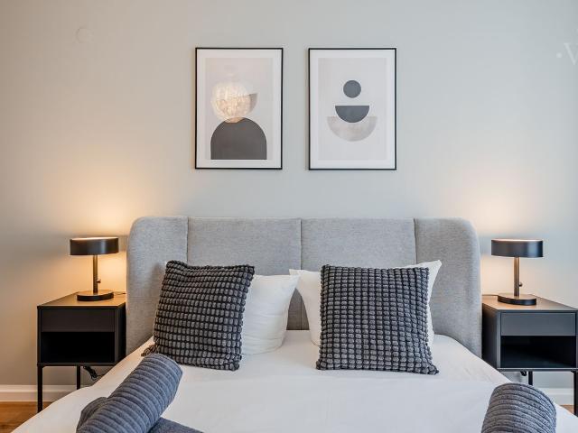 Modern Living at Tegel Lake – Quiet 2 Room Apartment, Berlin Amsterdam Apartments for Rent