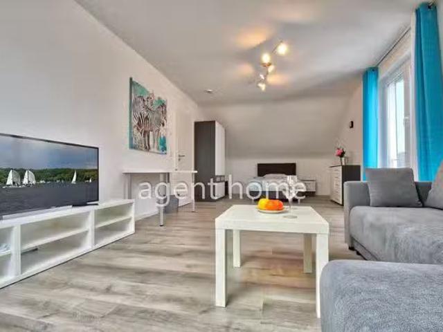 MODERN LIVING AM MAX EYTH SEE