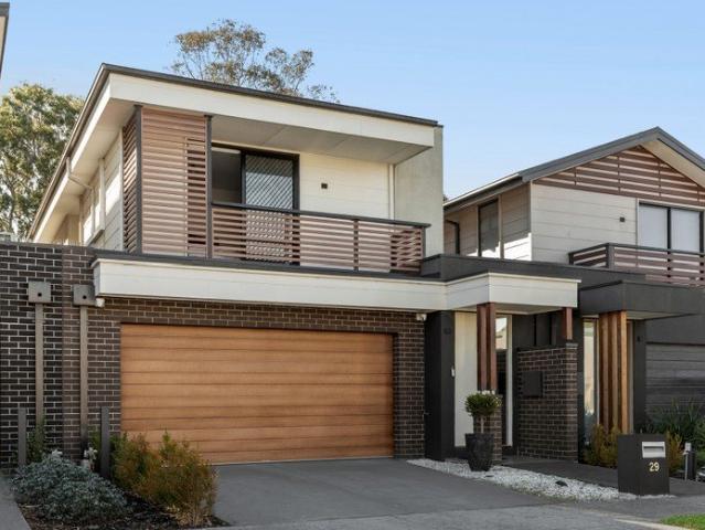 Modern Living Close to Schools and Shops