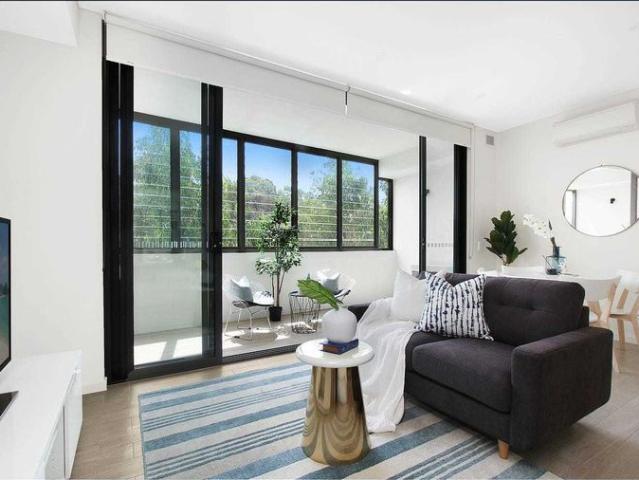 Modern living, footsteps aways from the water