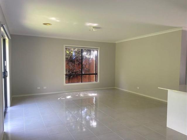 Modern Living Great Location!