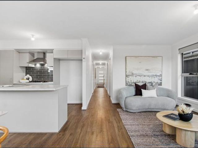 Modern Living in Munno Para!