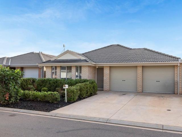 Modern Living in Munno Para West!