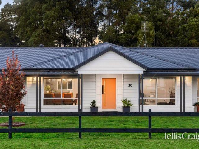 Modern living in one of Trentham's most peaceful settings