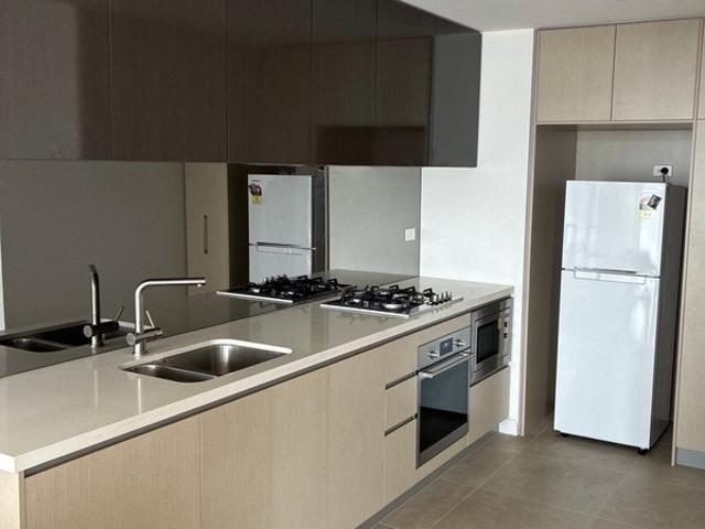 Modern Living in a 1 Bedroom Light Filled Apartment in the Heart of Rouse Hill