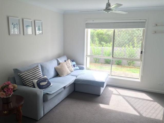 Modern Living in a Convenient Fitzgibbon Location
