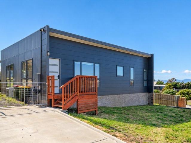 Modern living in a convenient location