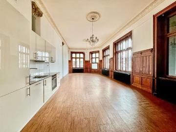 Modern living in a central location
