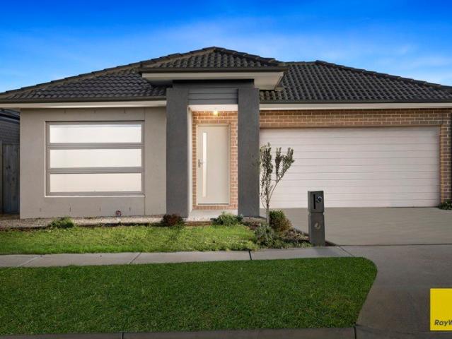 Modern Living in a Growing Community