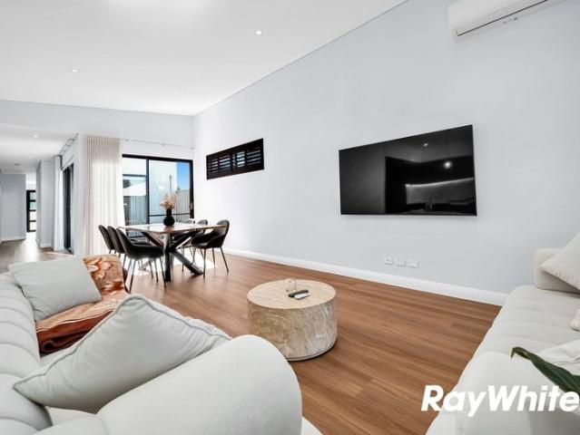 Modern Living in a Fantastic Location