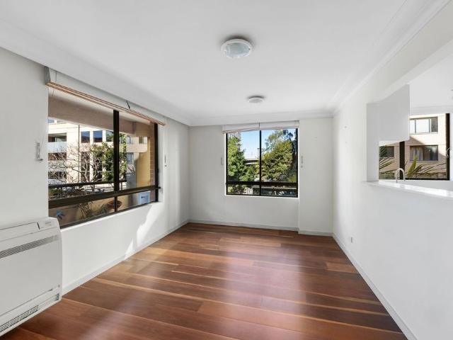 Modern Living in a Peaceful City Setting