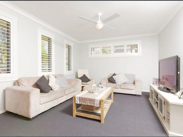 Modern Living in a Peaceful Yerrinbool Setting