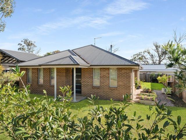 Modern Living in a Peaceful Yerrinbool Setting