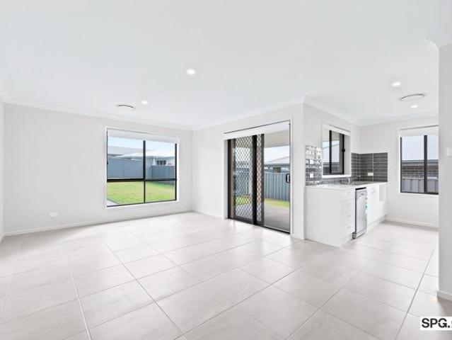 MODERN LIVING IN A PRIME FARLEY LOCATION