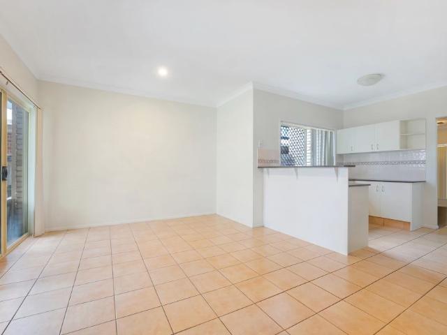 Modern Living in a Prime North Lakes Location
