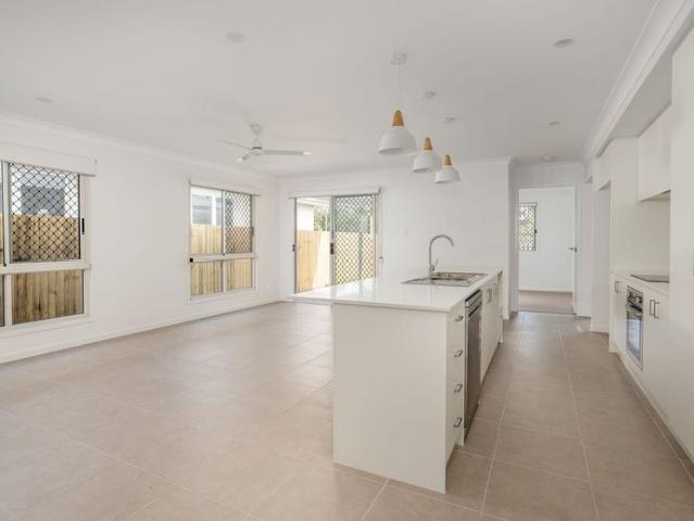 Modern Living in a Prime Narangba Location
