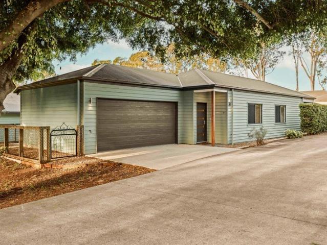 Modern Living in a Prime Wellington Point Location