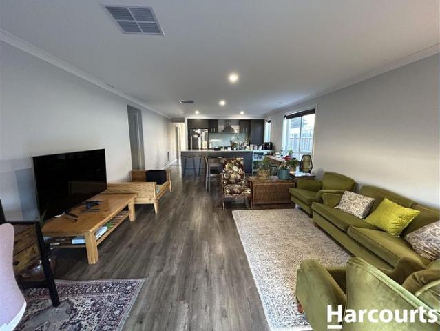 Modern Living in a Prime Werribee Location
