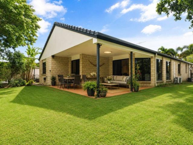 Modern Living in a Quiet North Lakes Court