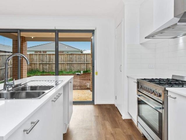 Modern Living in a Quiet Warragul Location