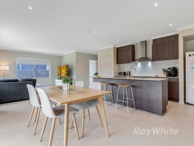 Modern Living in a Welcoming Country Community
