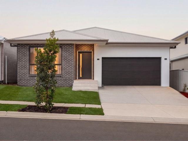 Modern Living in a Thriving Community with Scenic Views
