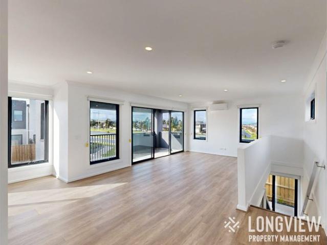 Modern Living in a Thriving Community