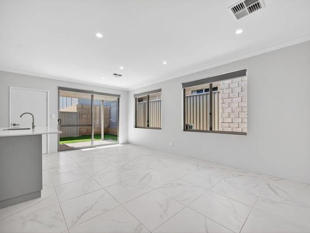 Modern Living in Alkimos