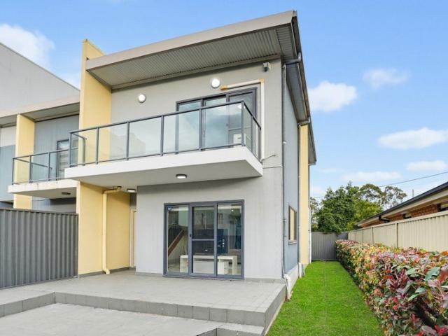 Modern Living in an Unbeatable Location!
