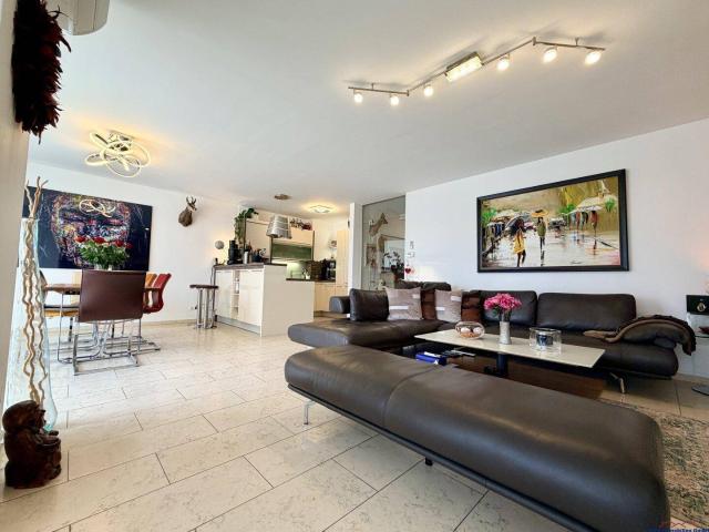 Modern Living in Breitenlee beim Hirschstettner Badeteich !