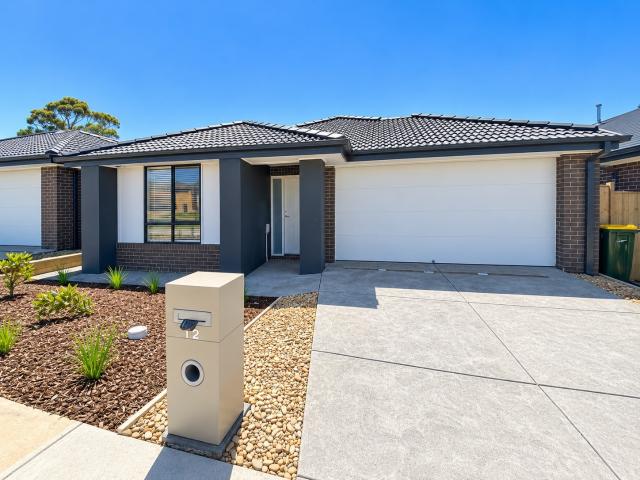 BRAND NEW SPACIOUS HOME