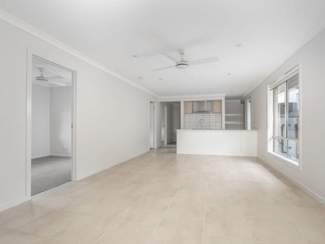 Modern Living in Deebing Heights