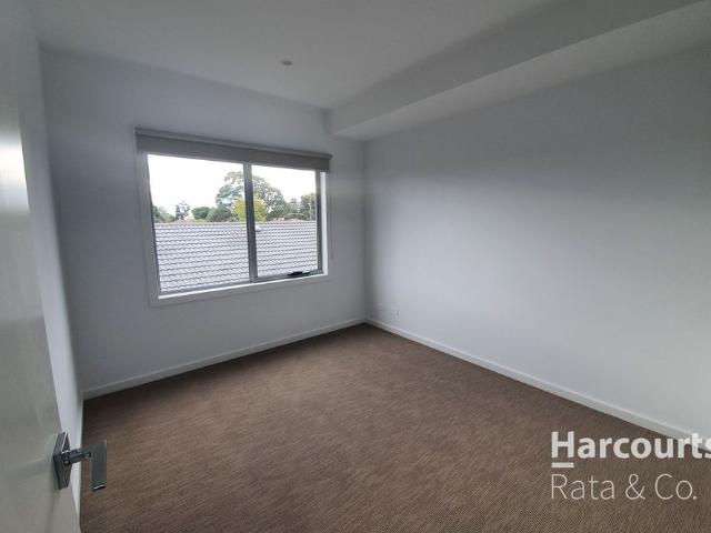 Modern Living in Epping 2 Bedroom Apartment with Balcony