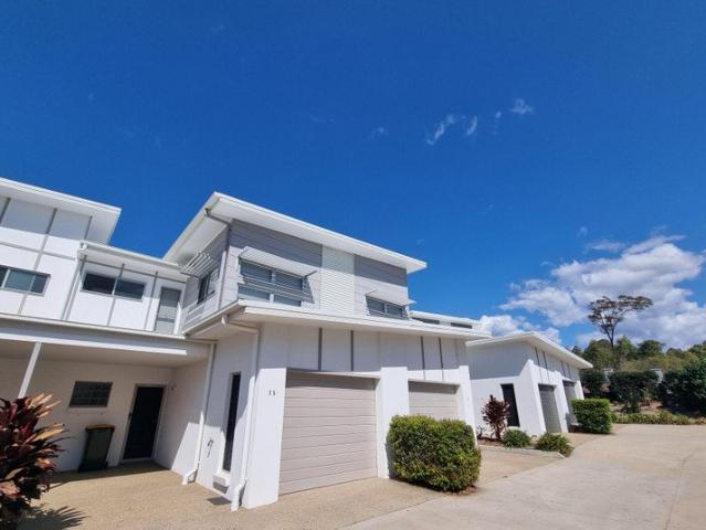 Modern Living in Glen Eden Fully AC and Onsite Pool