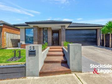 Modern Living in Great Location