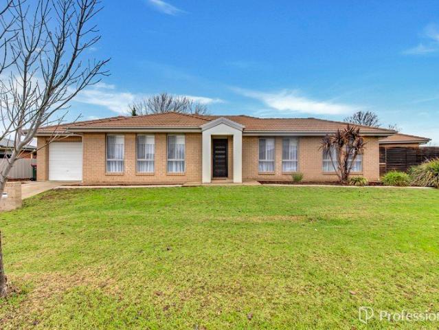 Modern Living in popular Glenfield Park