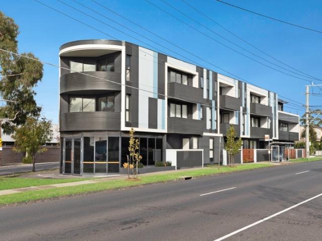 Modern Living in Prime Location!