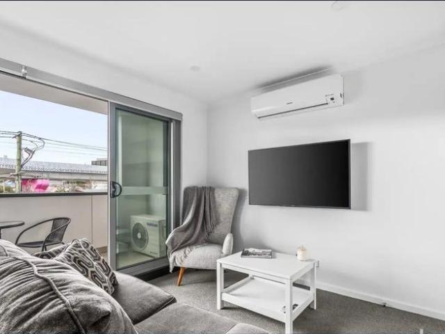 Modern Living in Prime Preston Location
