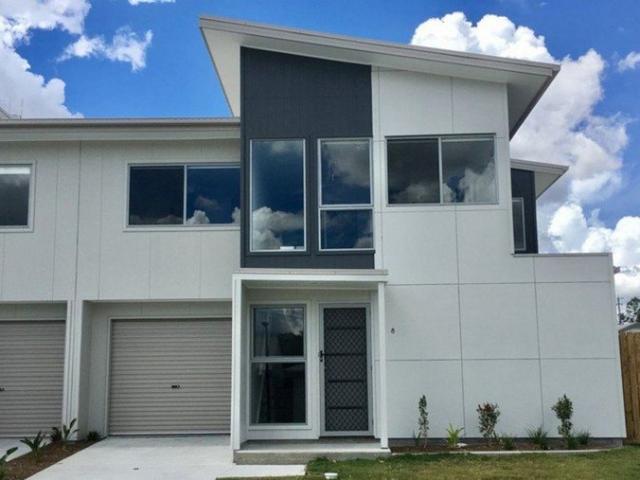 MODERN LIVING IN REDBANK PLAINS