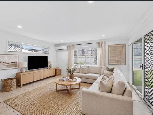Modern Living in Redbank Plains!