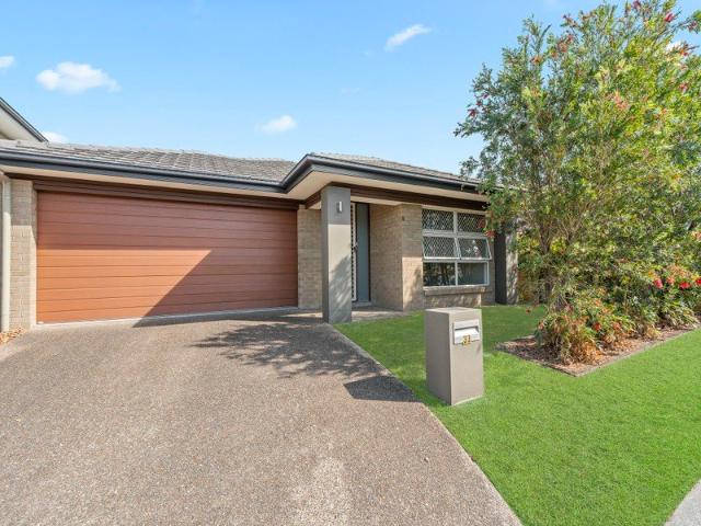Modern Living in Springfield Lakes