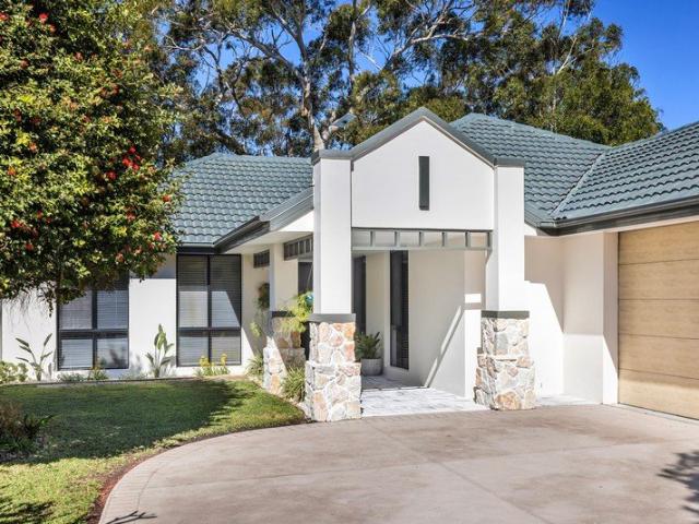 Modern Living in the Exclusive Horizons Golf Community