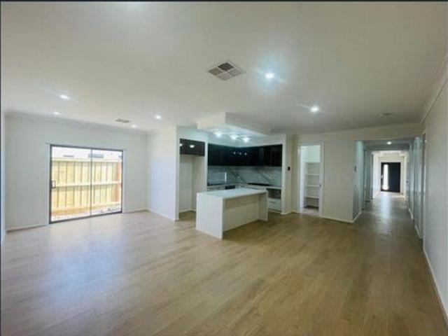 Modern Living in the Heart of Winter Valley