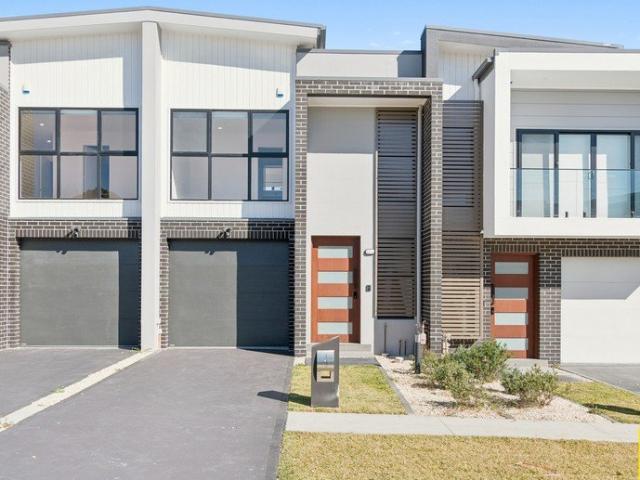 Modern Living in the Heart of Avoca Park!