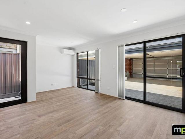 Modern Living in the Heart of Banksia Grove