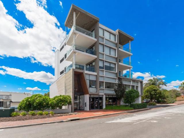 Leased Investment in the Heart of Booragoon